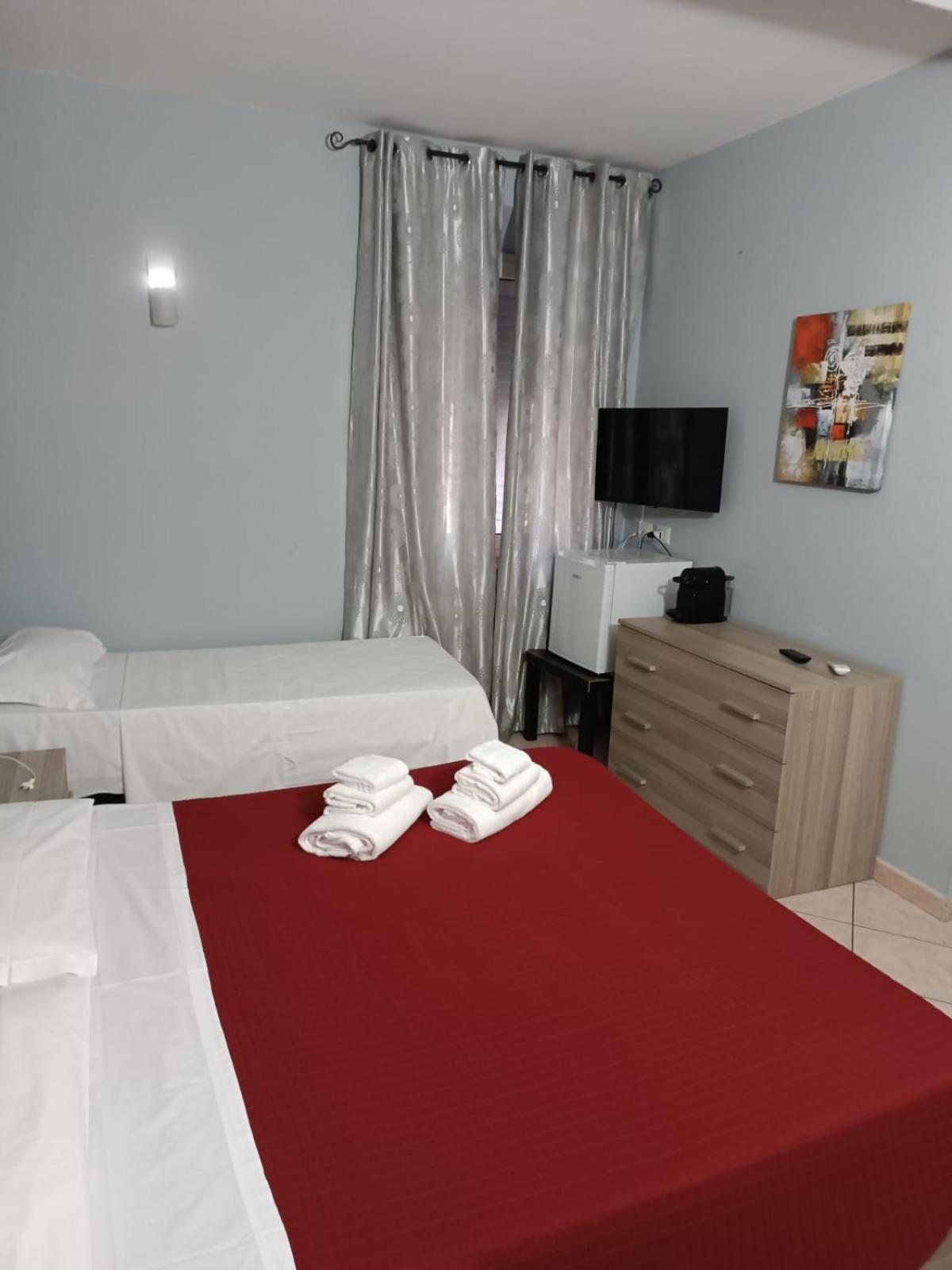 Apartament Affitti Only Sleep Bagno Privato Parma Zewnętrze zdjęcie